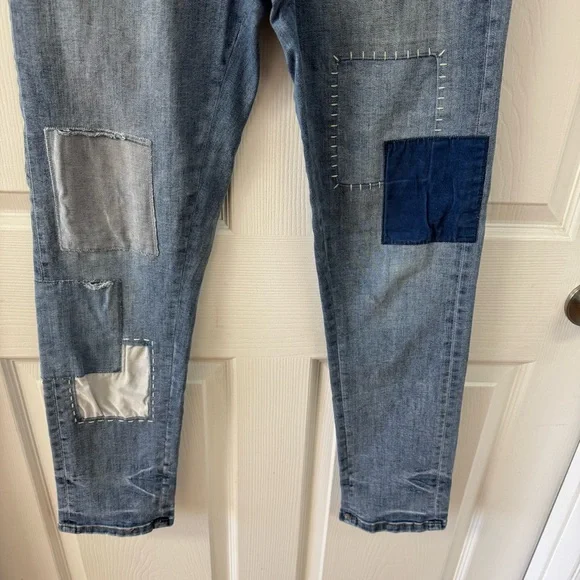 Pilcro Anthropologie Patchwork Jeans Size 27 Slim Boyfriend Light Wash Boho - Picture 5 of 12